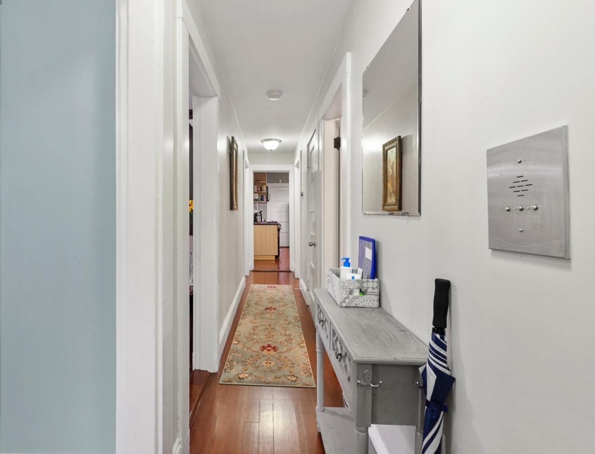 Bright & Spacious 2Br Apartment, Mins From Downtown Boston, Parking Exterior photo