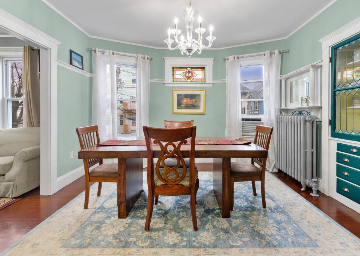 Bright & Spacious 2Br Apartment, Mins From Downtown Boston, Parking Exterior photo