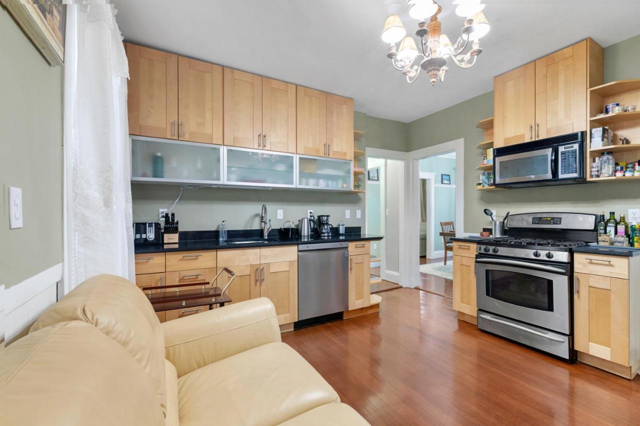 Bright & Spacious 2Br Apartment, Mins From Downtown Boston, Parking Exterior photo