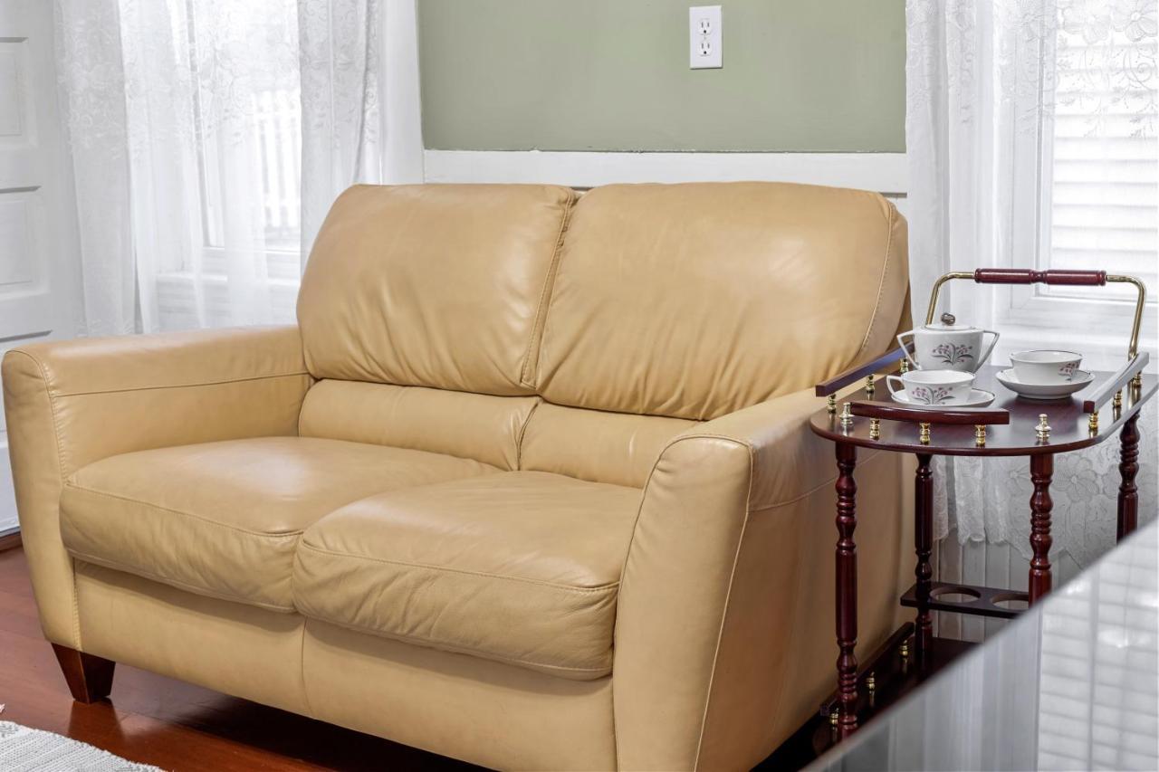 Bright & Spacious 2Br Apartment, Mins From Downtown Boston, Parking Exterior photo